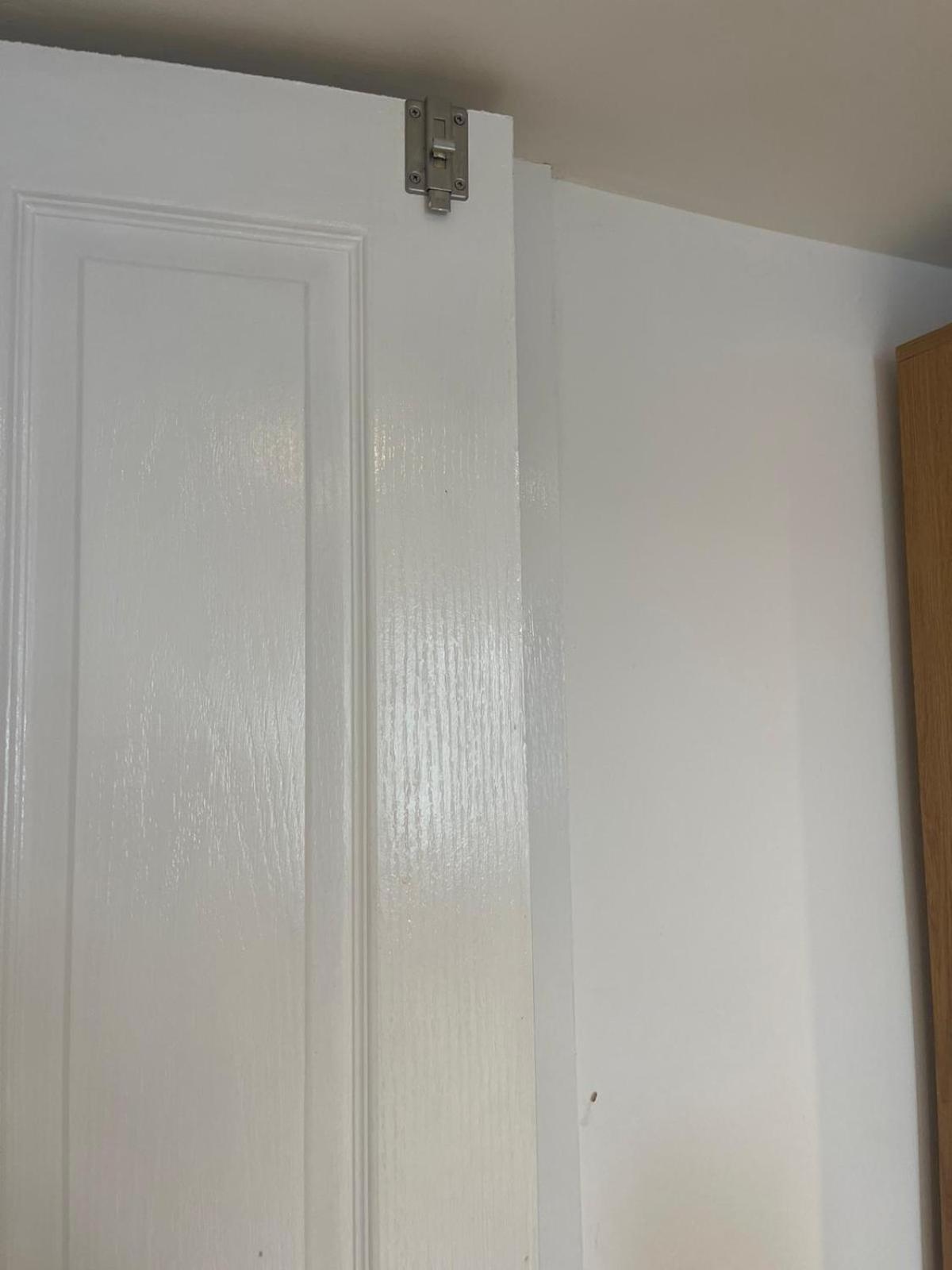 One Bedroom In Spacious Bungalow, Free Parking & Private Entrance EDI Buitenkant foto